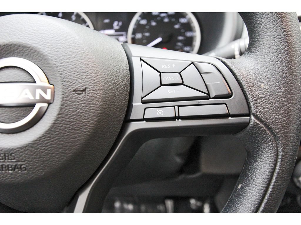 Certified 2025 Nissan Kicks Play S FWD image 18