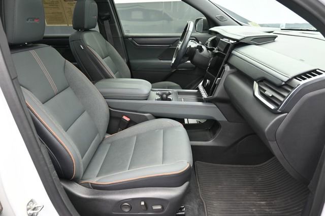 Used 2024 GMC Acadia AT4 w/ Super Cruise Package AWD/4WD image 37