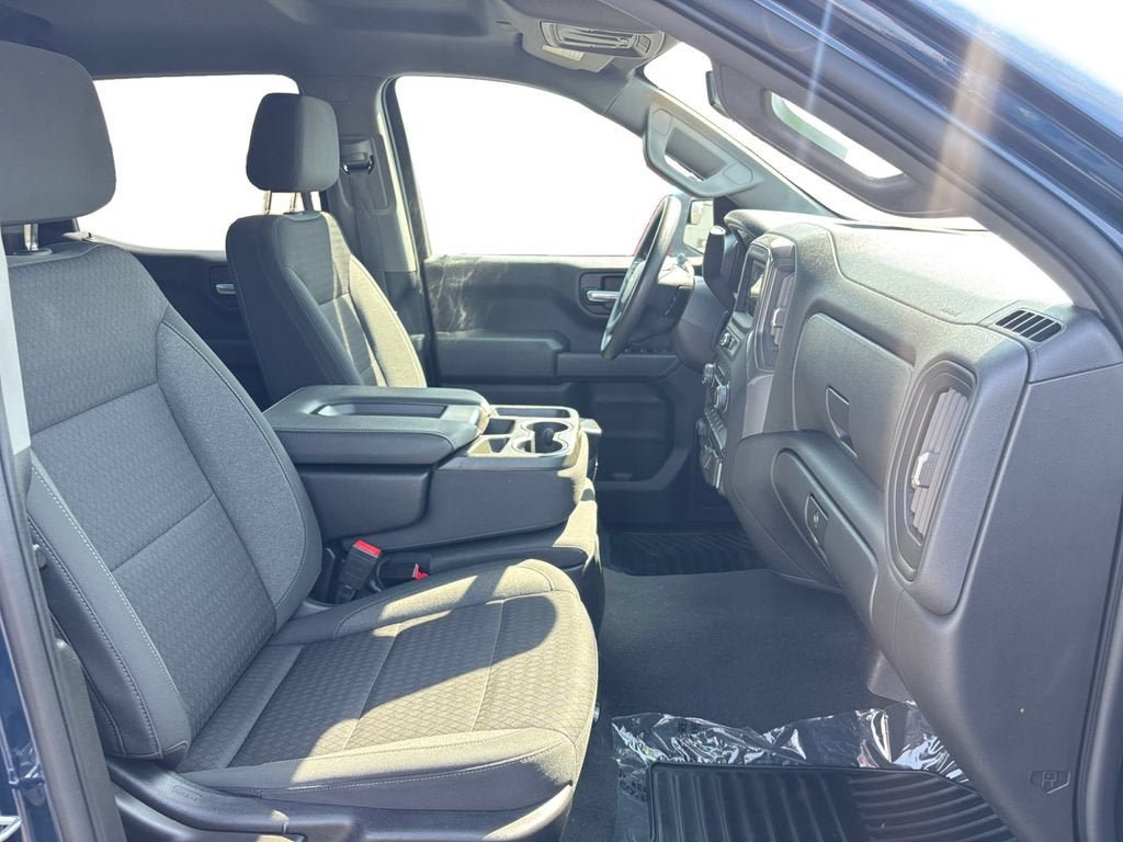Certified 2023 Chevrolet Silverado 1500 Custom AWD/4WD image 17