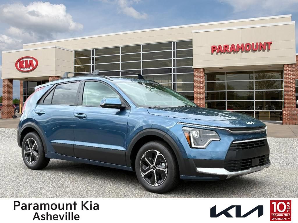 New 2025 Kia Niro EX