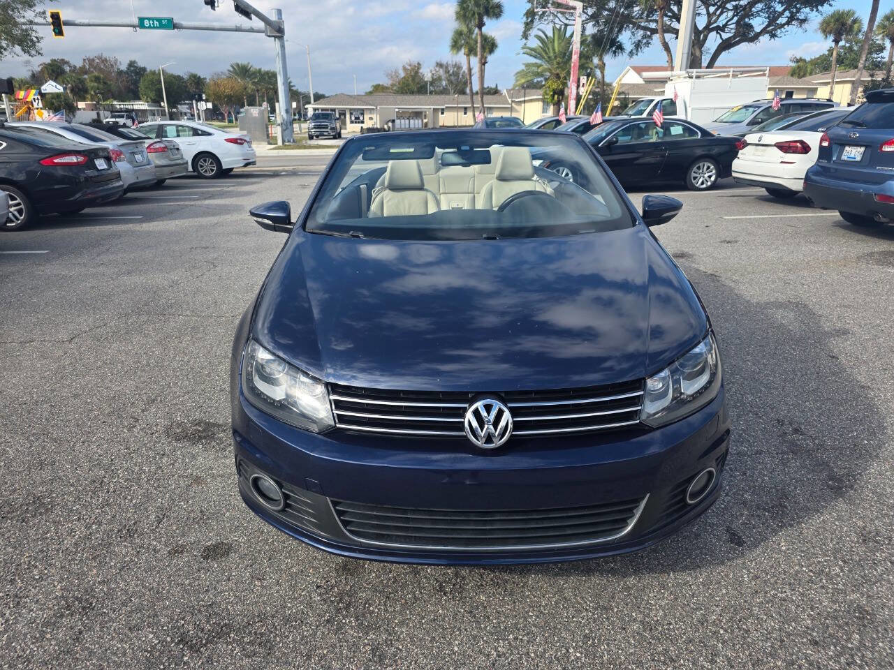 Used 2012 Volkswagen Eos Lux FWD image 9