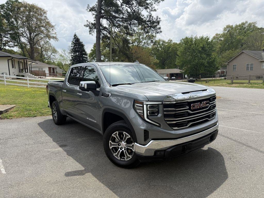Used 2026 GMC Sierra 1500 SLT image 2