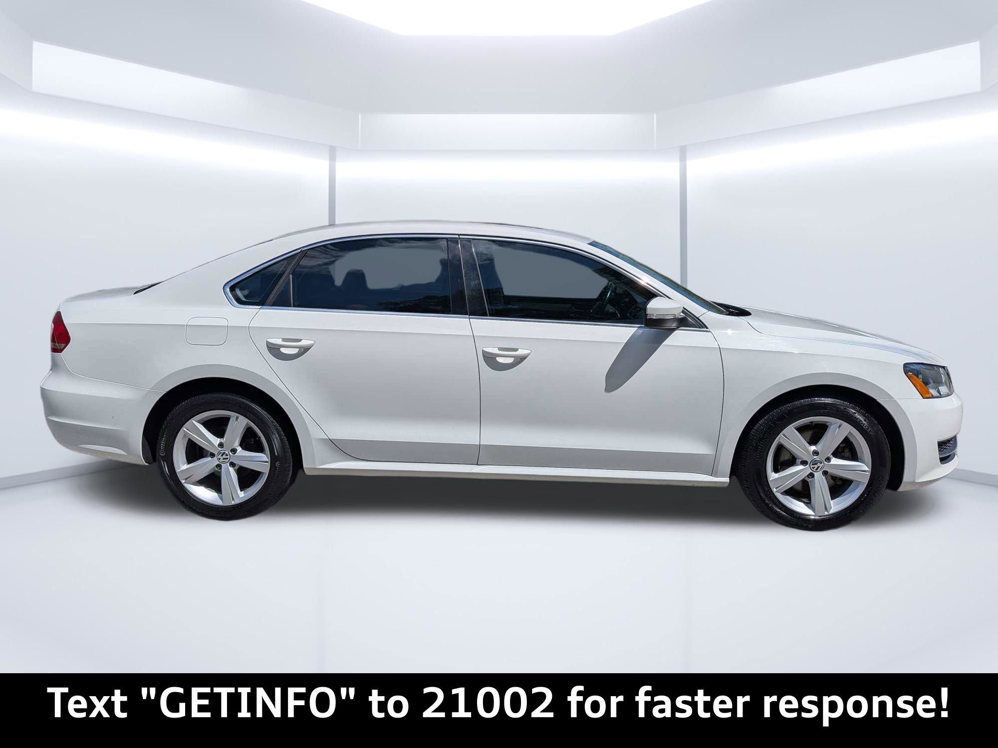 Used 2013 Volkswagen Passat 2.5 SE FWD image 2