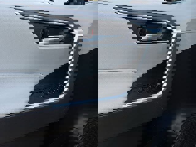 Used 2024 Toyota RAV4 XLE image 25