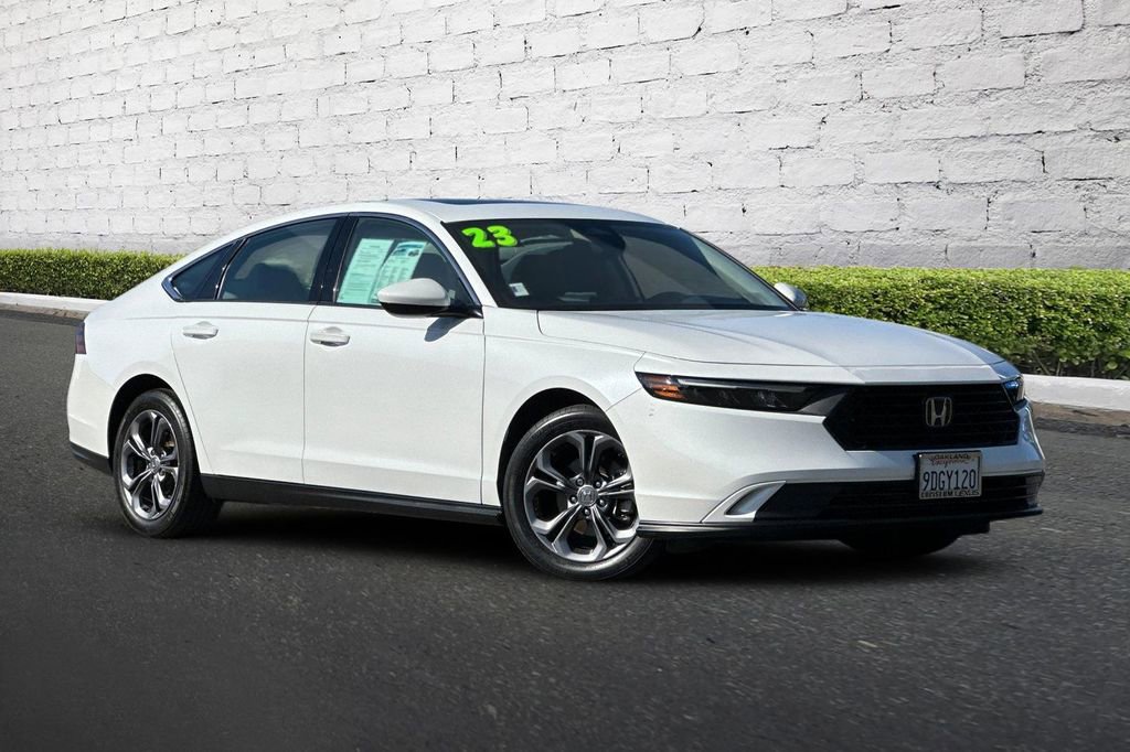 Used 2023 Honda Accord EX image 2