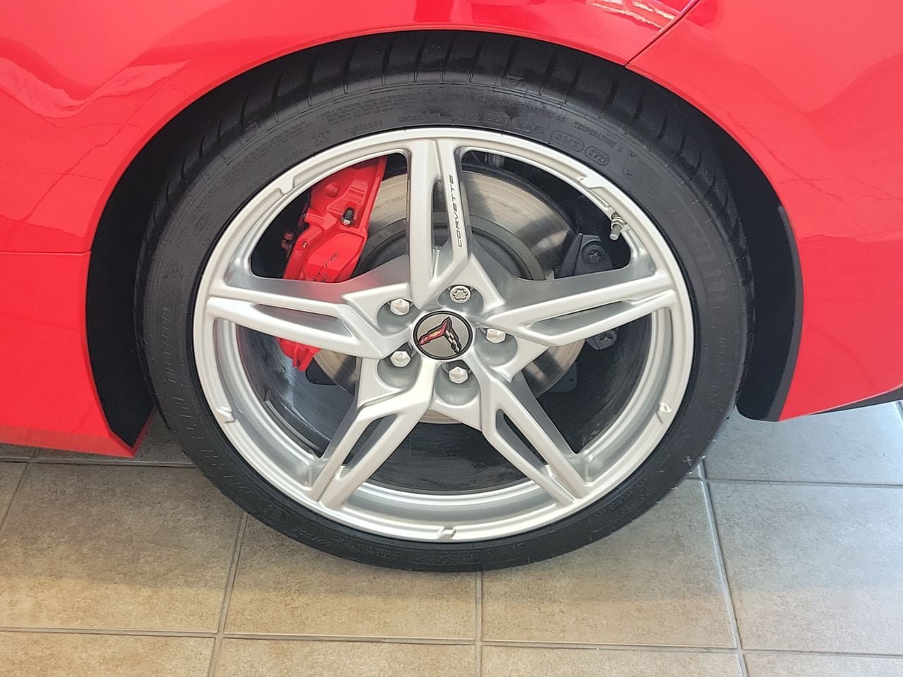 Used 2022 Chevrolet Corvette Stingray Preferred Cpe w/ Z51 Performance Package RWD image 5