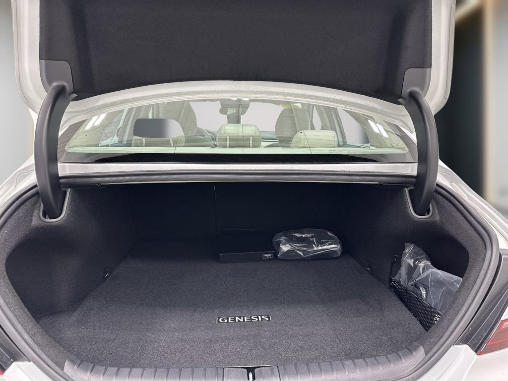 Certified 2026 Genesis G70 2.5T Prestige image 13
