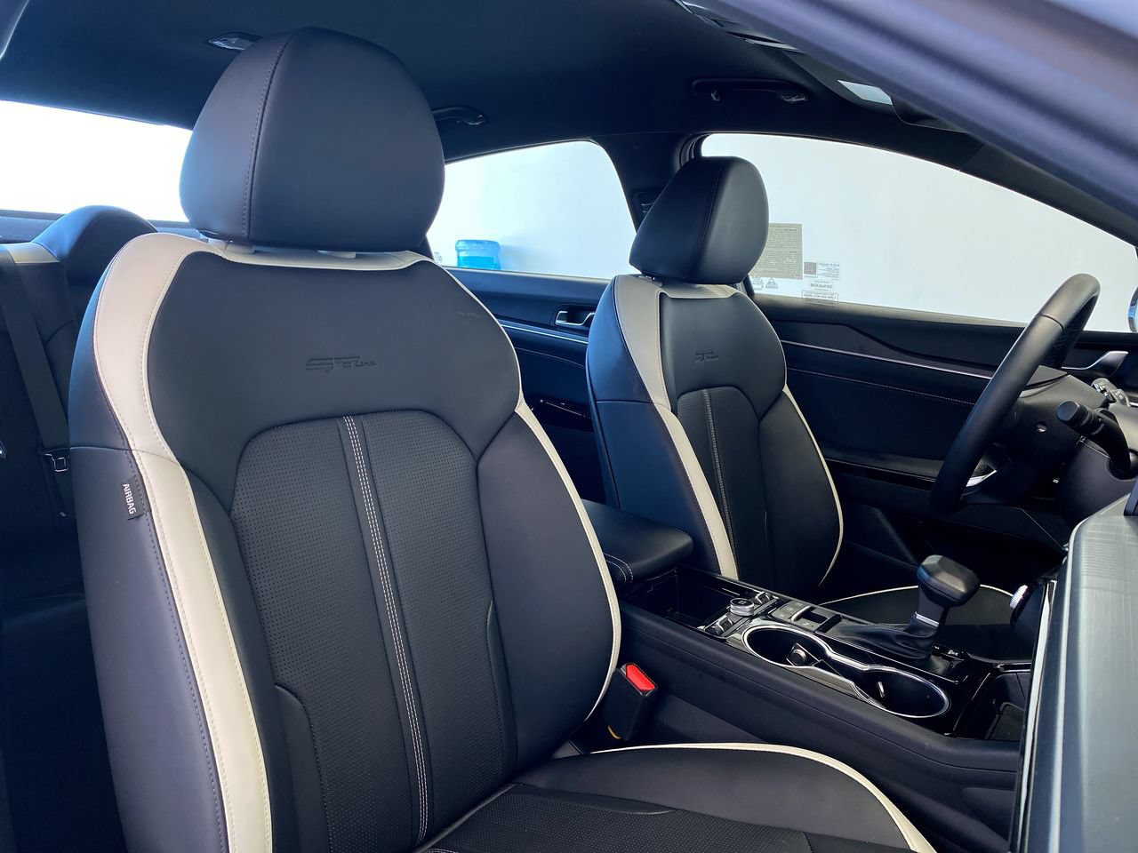 Certified 2026 Kia K5 GT-Line FWD image 30
