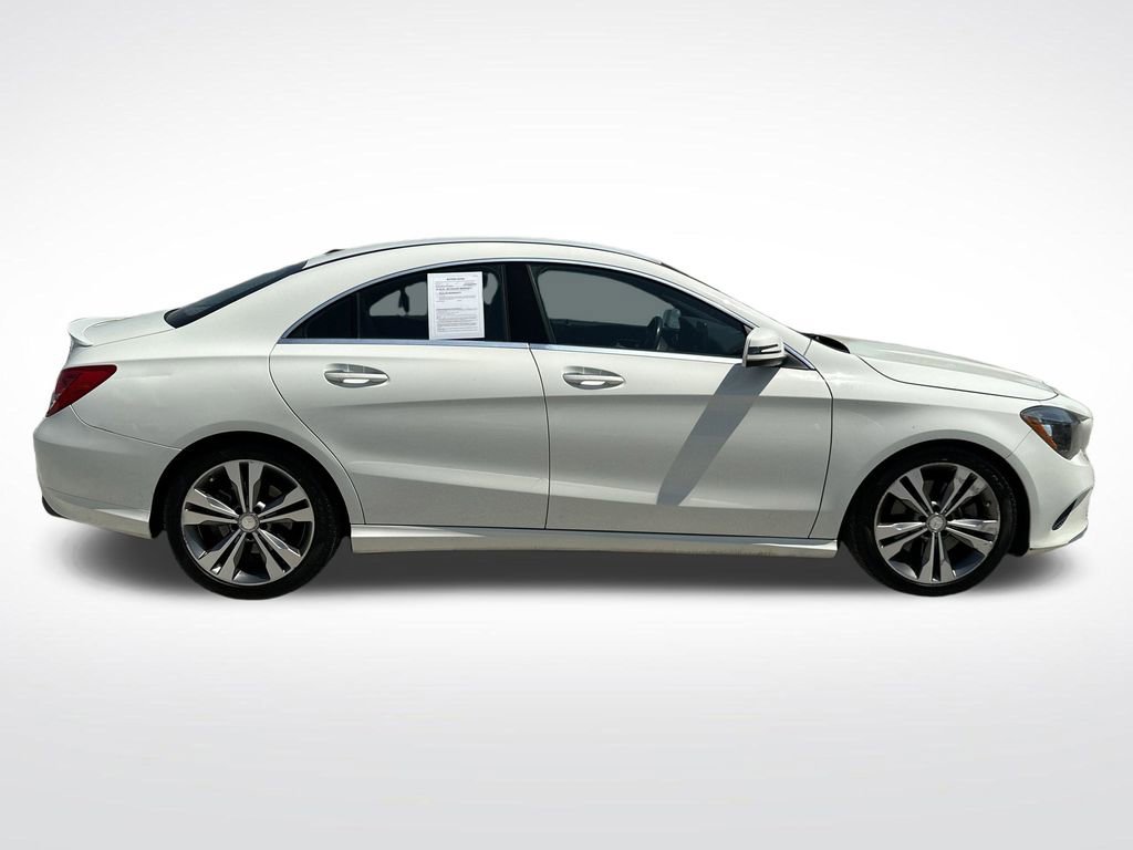 Used 2017 Mercedes-Benz CLA 250 image 8