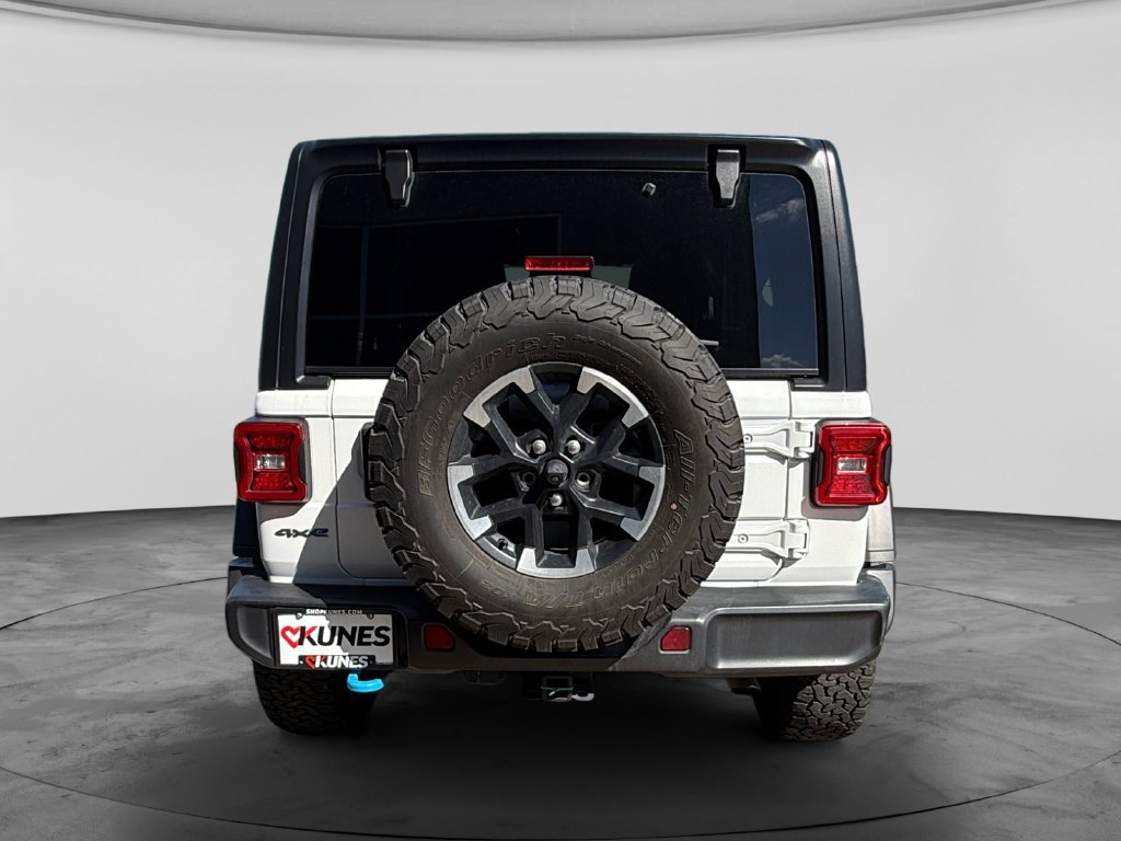 Used 2024 Jeep Wrangler Unlimited Rubicon 4xe AWD/4WD image 4