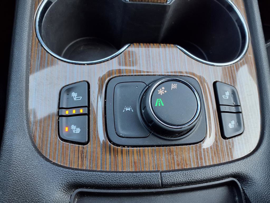 Used 2021 GMC Acadia SLE w/ Driver Convenience Package image 11