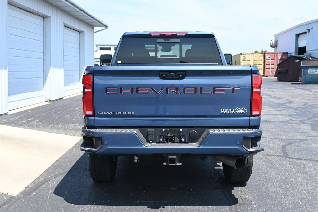 Used 2026 Chevrolet Silverado 3500 High Country w/ High Country Premium Package AWD/4WD image 10