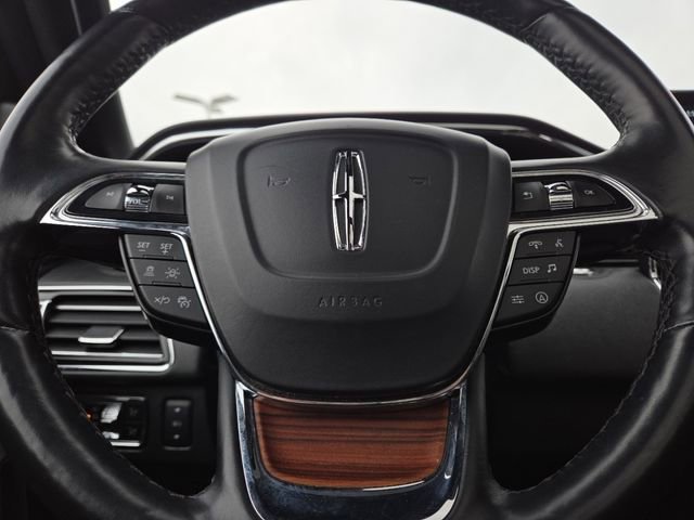 Used 2024 Lincoln Navigator Premiere image 40
