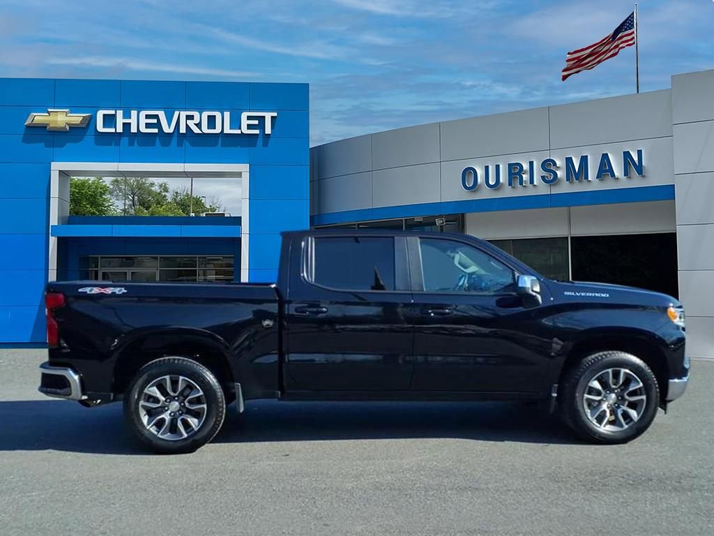Used 2023 Chevrolet Silverado 1500 LT image 2