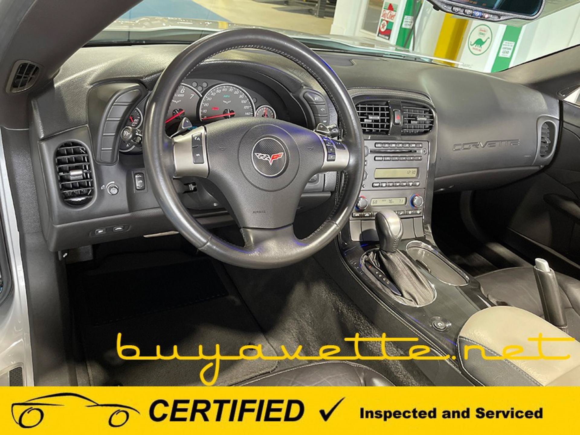 Used 2009 Chevrolet Corvette Convertible w/ Preferred Equipment Group RWD image 17