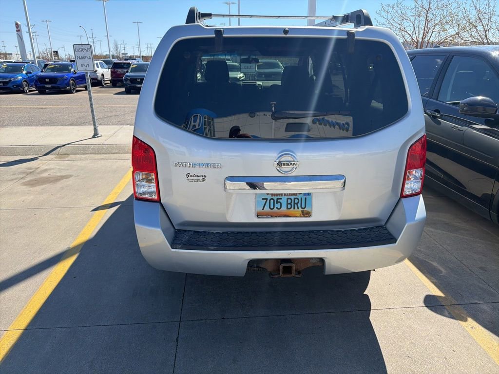 Used 2008 Nissan Pathfinder S AWD/4WD image 5