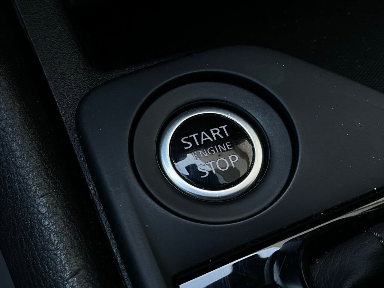 Used 2025 Nissan Sentra S image 22