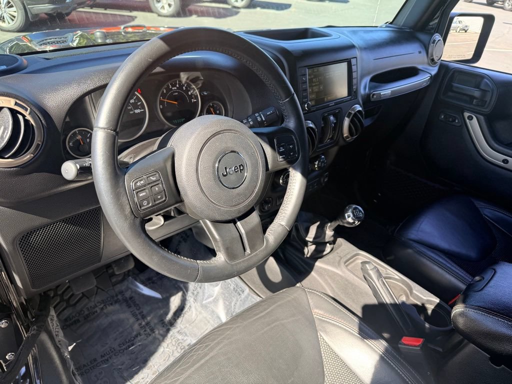 Used 2016 Jeep Wrangler Unlimited Sahara AWD/4WD image 18
