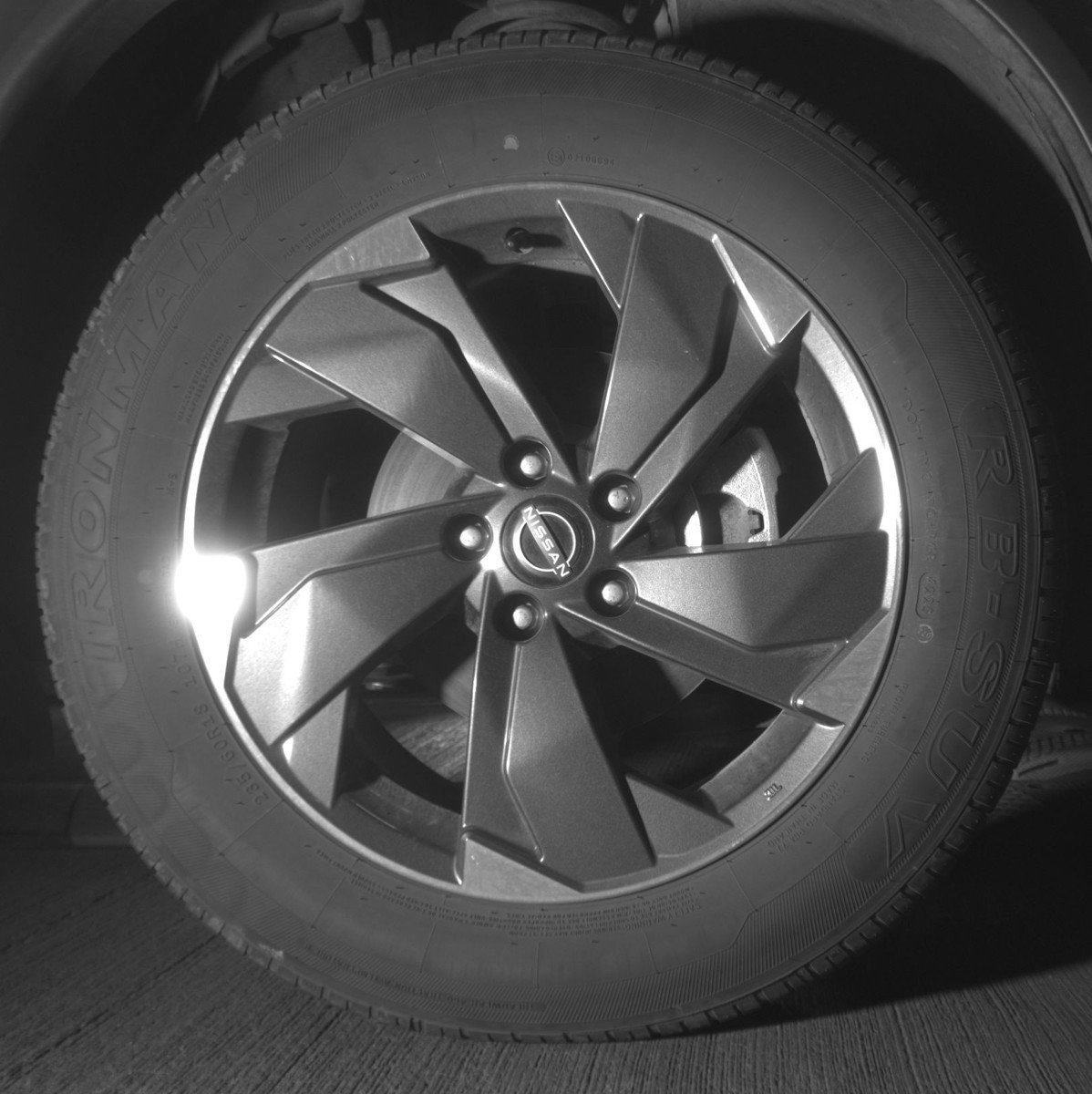 Used 2025 Nissan Rogue SV AWD/4WD image 13