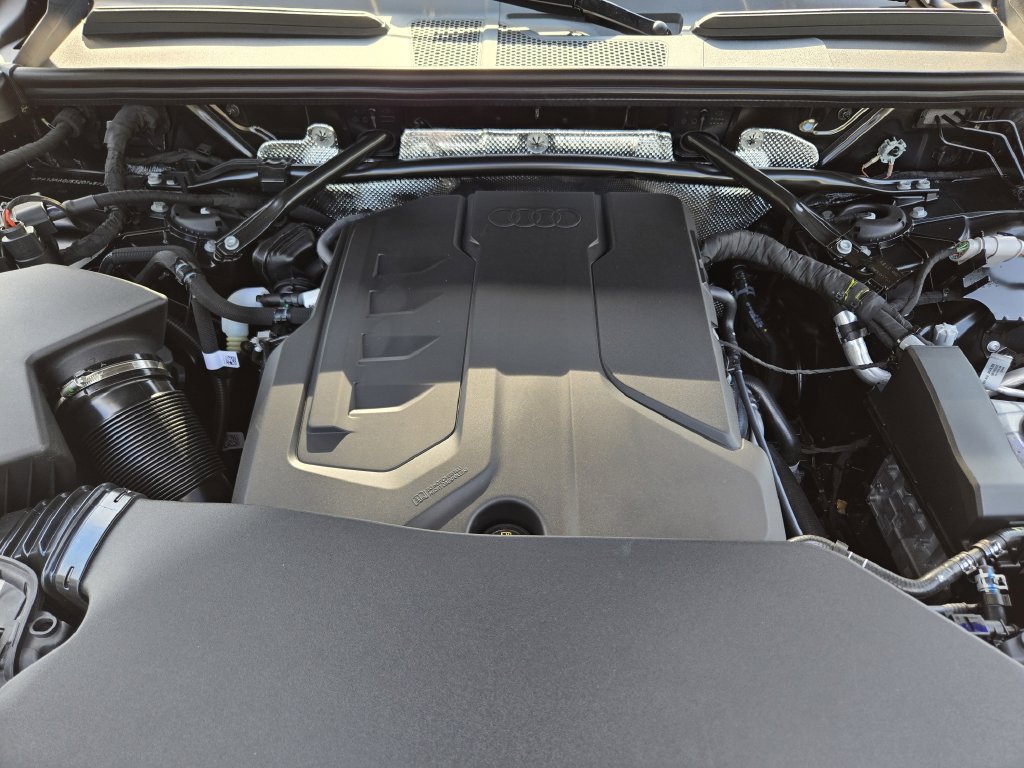 Certified 2025 Audi Q5 Prestige AWD/4WD image 35