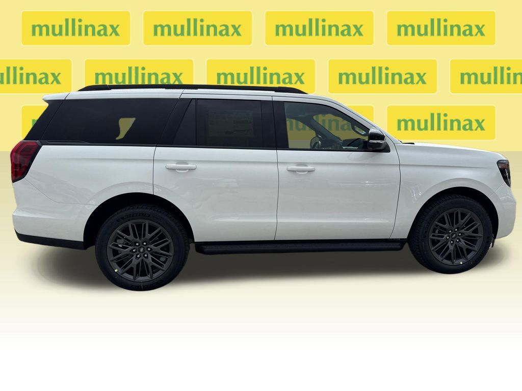 New 2026 Ford Expedition Platinum image 17