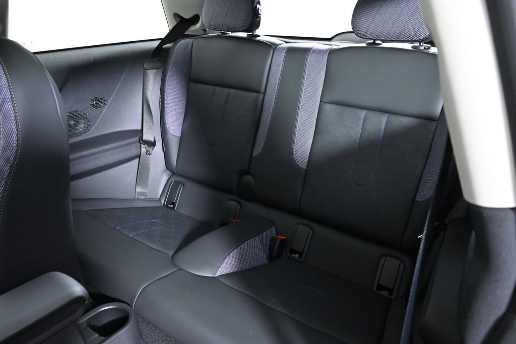 Certified 2025 MINI Cooper S image 26