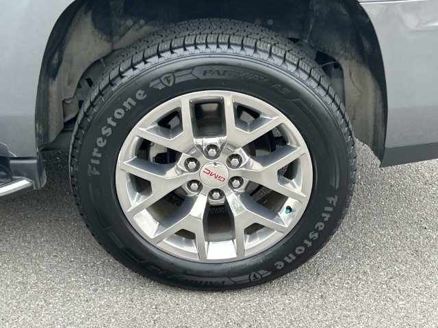 Used 2020 GMC Yukon SLT w/ Open Road Package RWD image 13