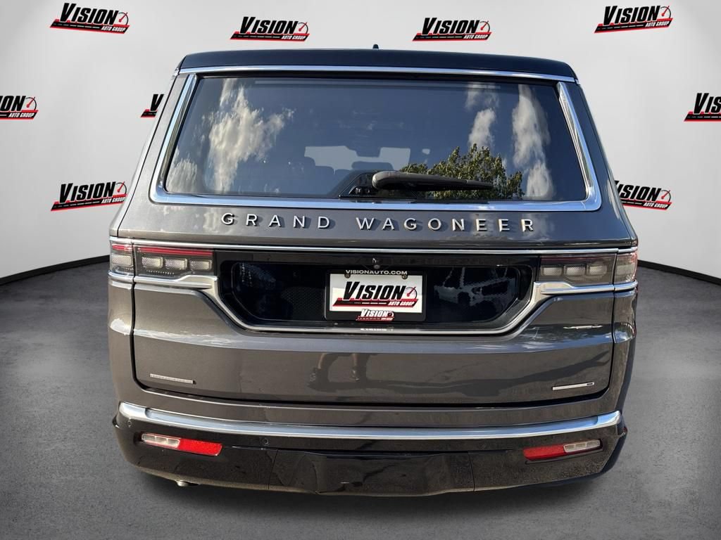 Used 2022 Jeep Grand Wagoneer Series III w/ Rear Seat Video Group 1 AWD/4WD image 6