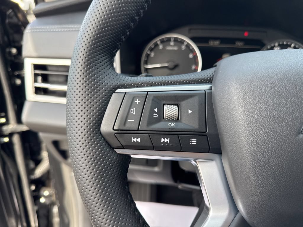 New 2026 Mitsubishi Outlander LE FWD image 23