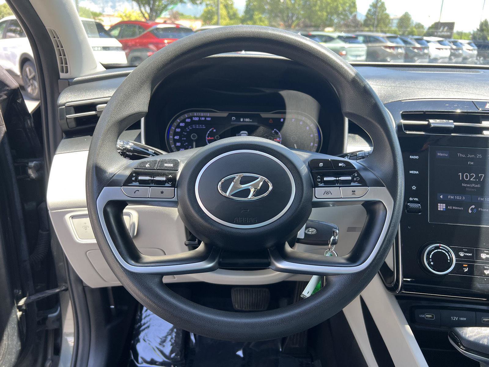 Used 2023 Hyundai Tucson SE AWD/4WD image 34