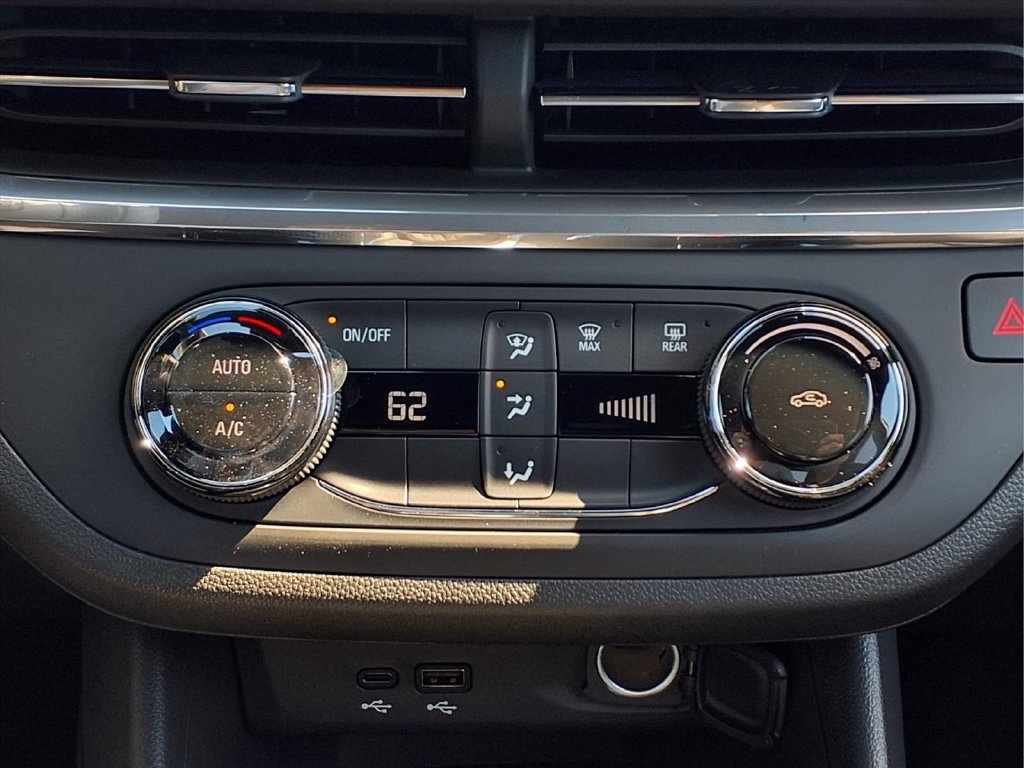 New 2026 Buick Envista Sport Touring FWD image 21
