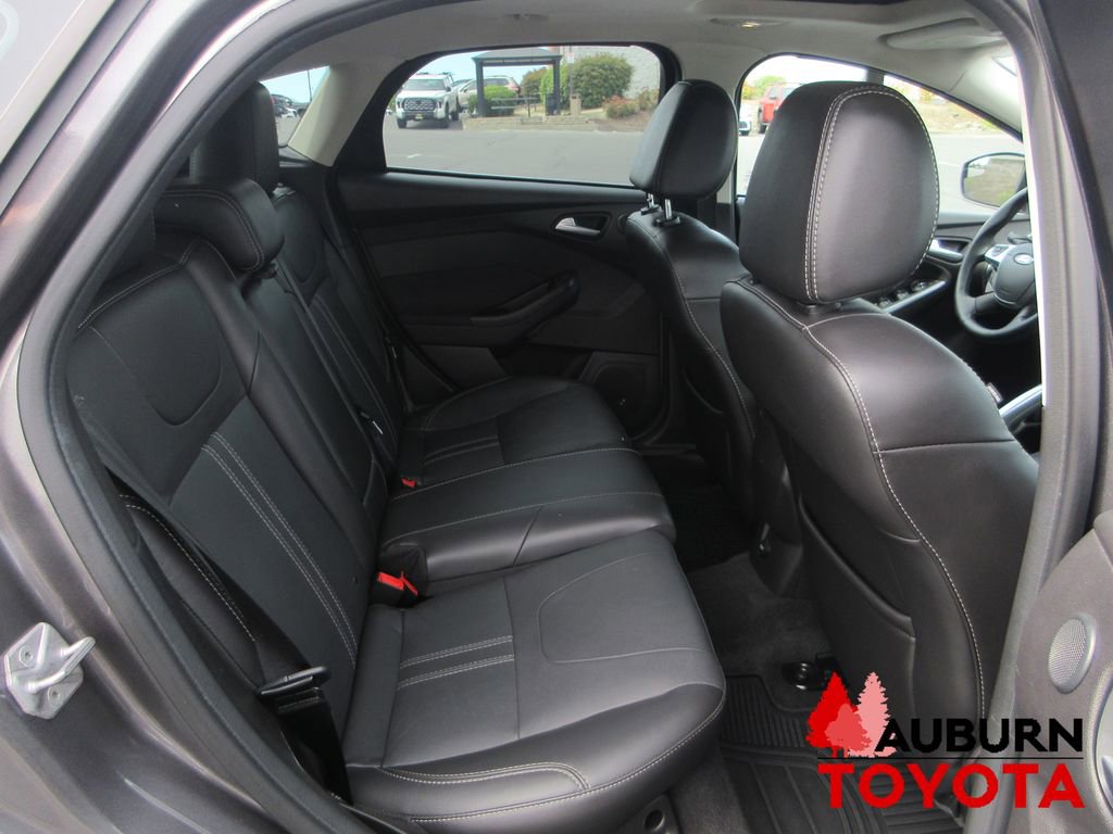 Used 2014 Ford Focus Titanium image 12