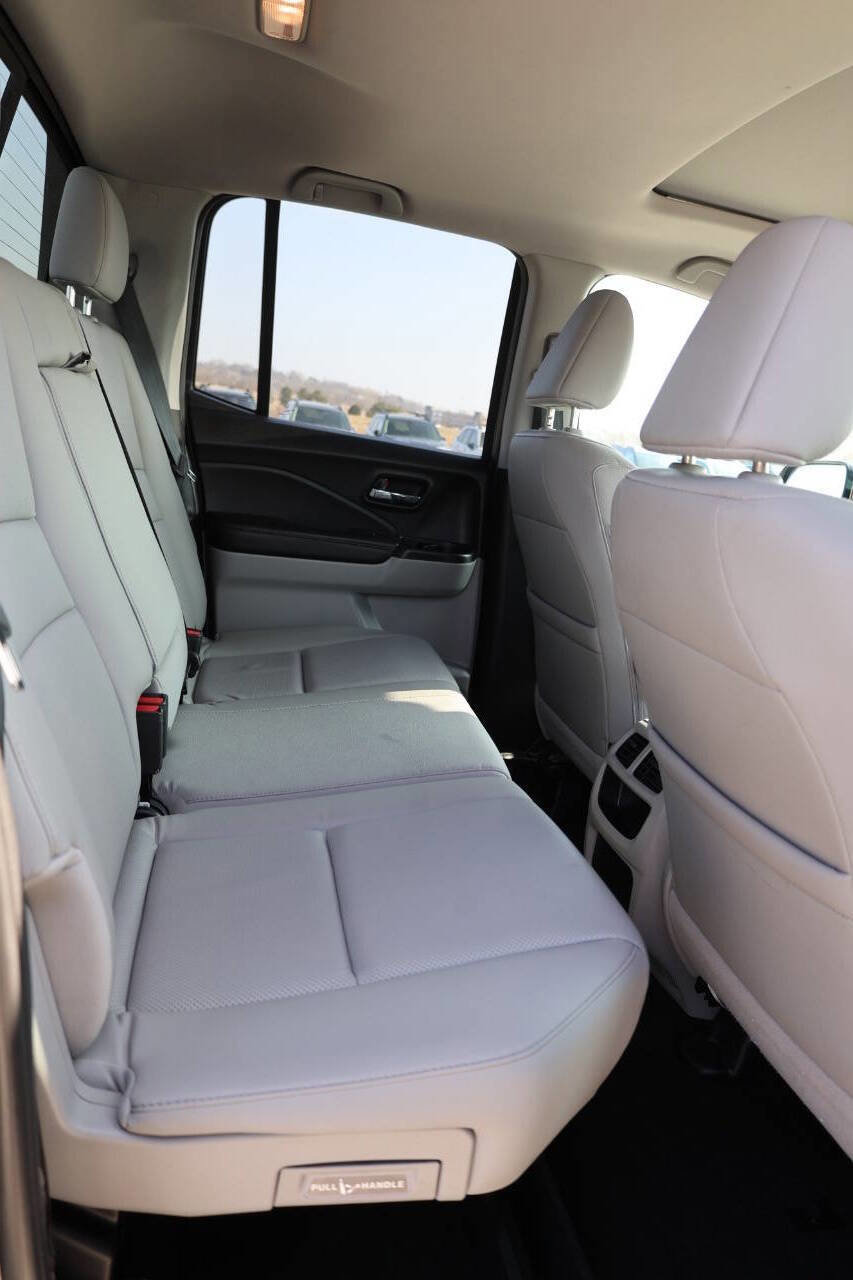 Used 2017 Honda Ridgeline RTL-E image 16