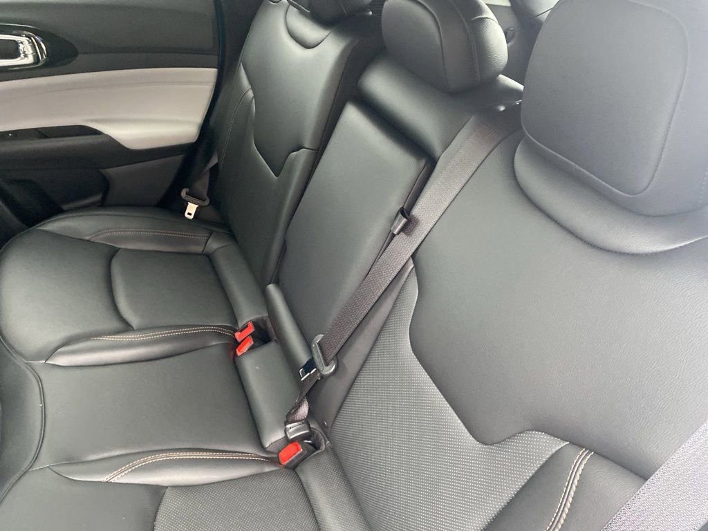 Used 2022 Jeep Compass Limited image 17