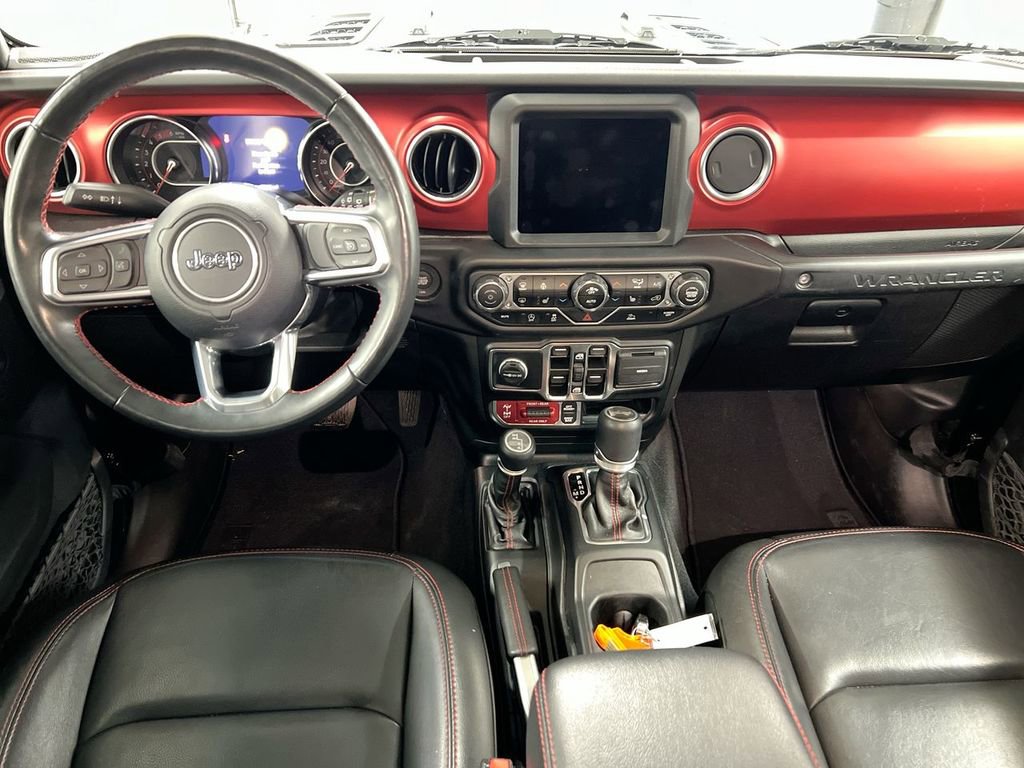 Used 2022 Jeep Wrangler Unlimited Rubicon w/ LED Lighting Group AWD/4WD image 5