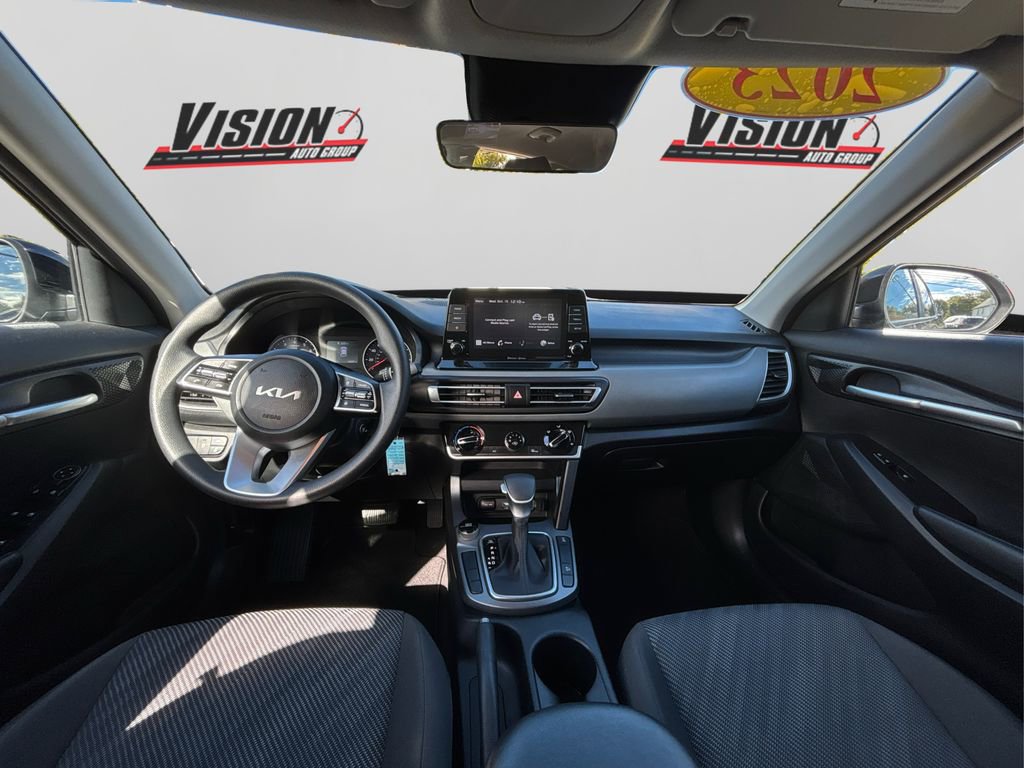 Certified 2023 Kia Seltos LX image 25