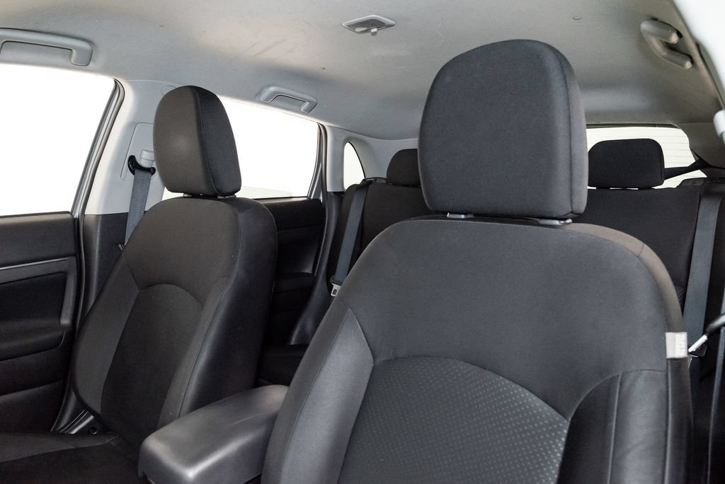 Used 2015 Mitsubishi Outlander Sport ES FWD image 11