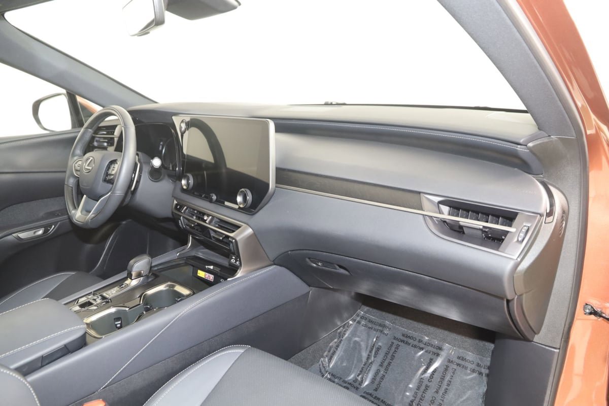 Used 2024 Lexus RX 350 Premium w/ Convenience Package image 44