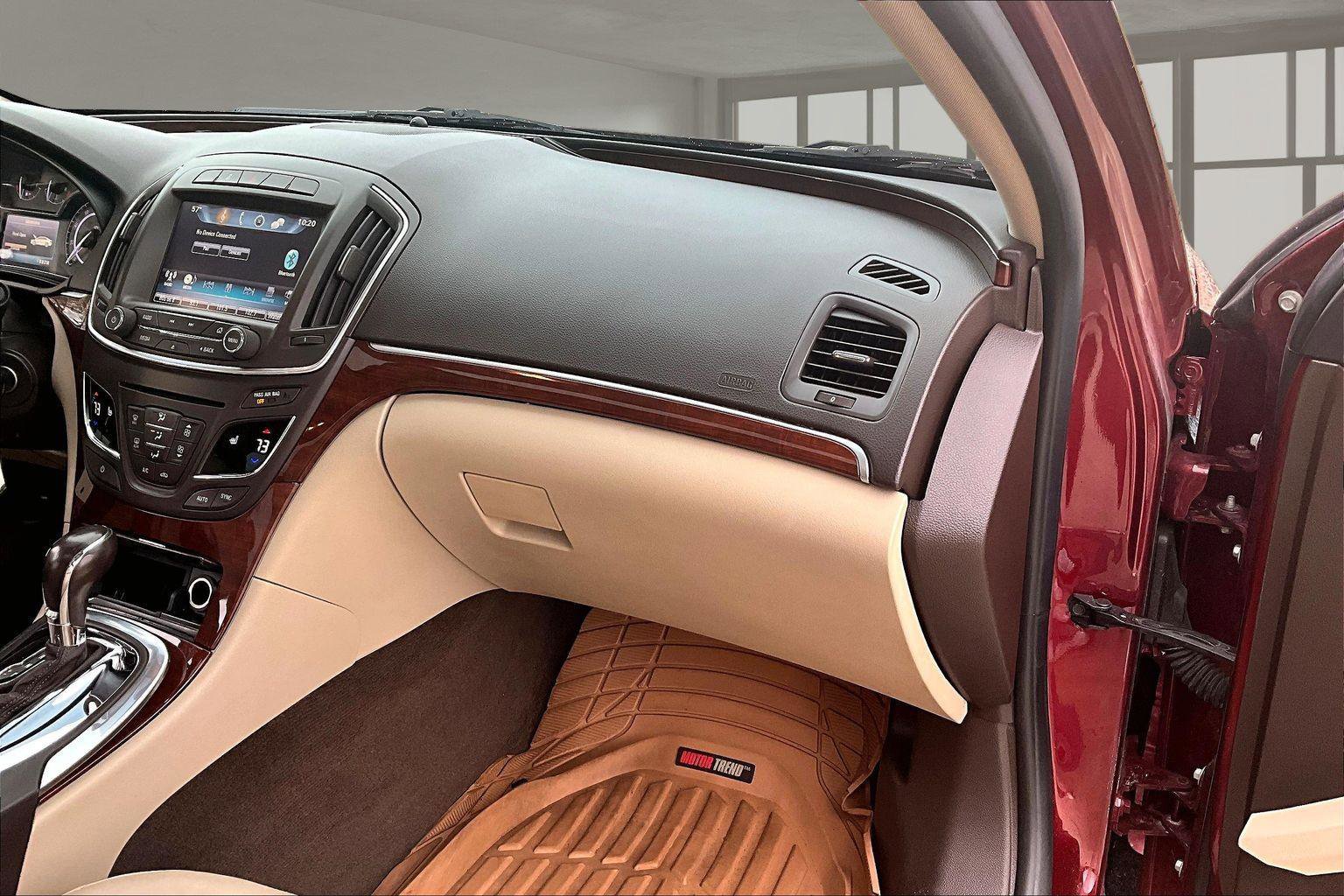 Used 2016 Buick Regal FWD image 18