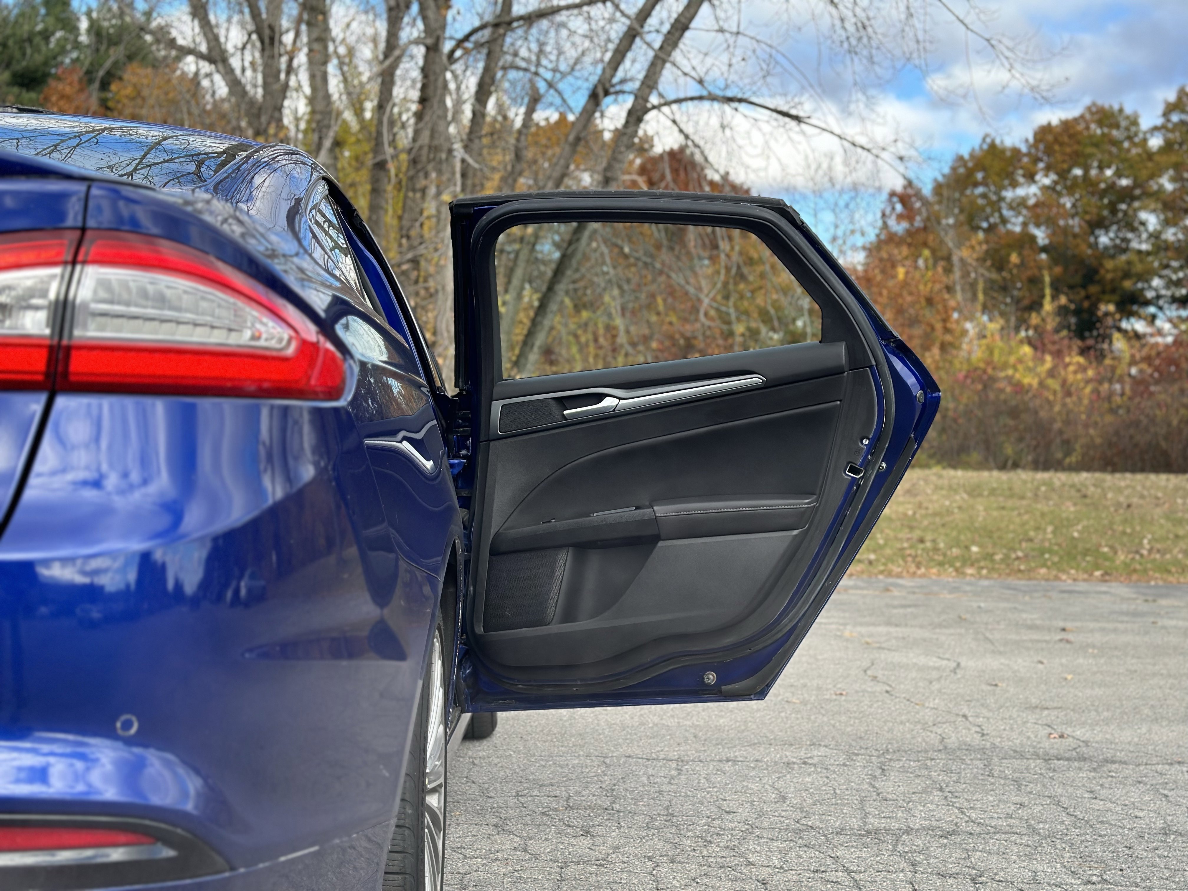 Used 2014 Ford Fusion Titanium image 33