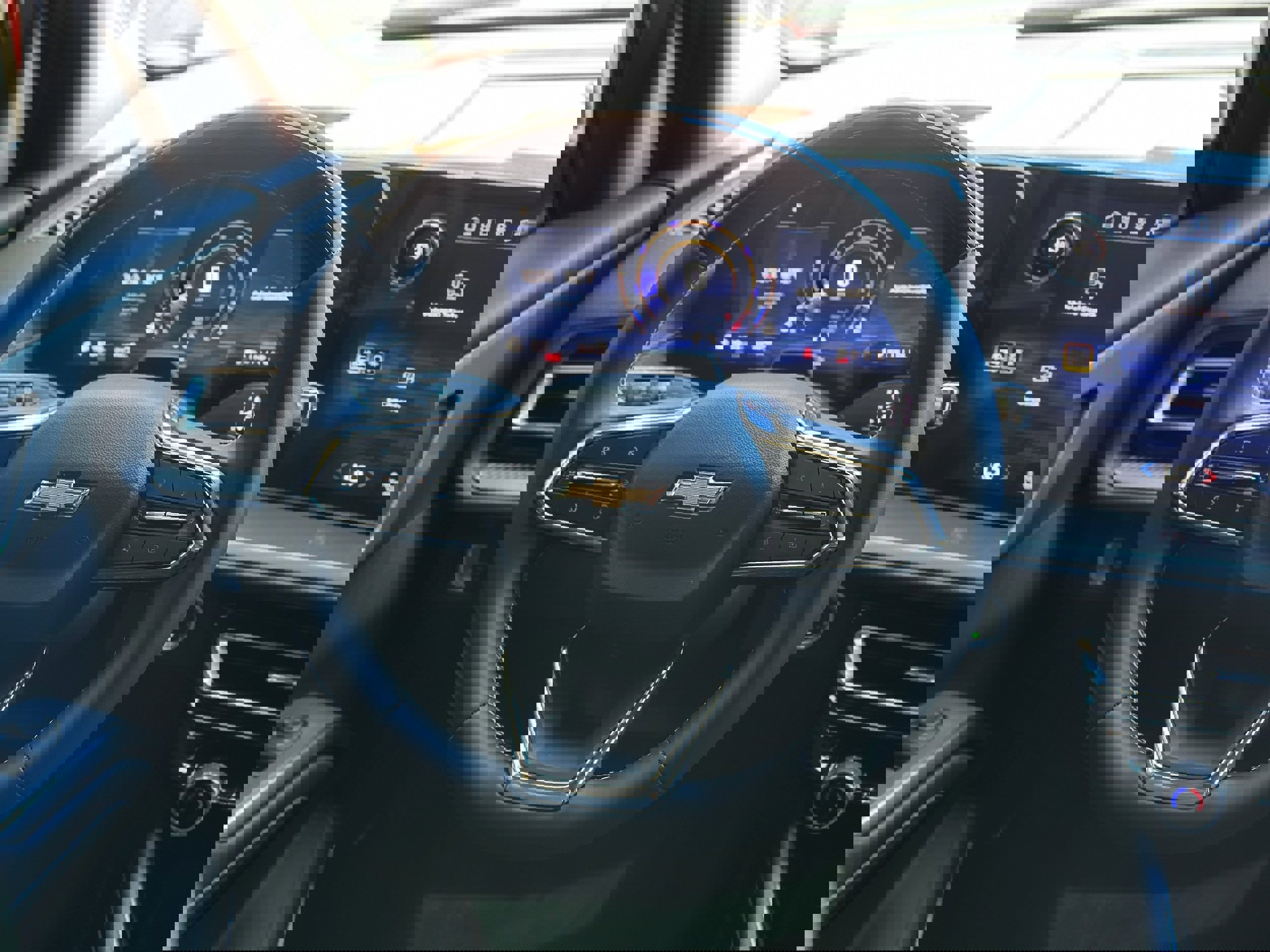 New 2025 Chevrolet Traverse LT w/ Enhanced Driving Package image 14