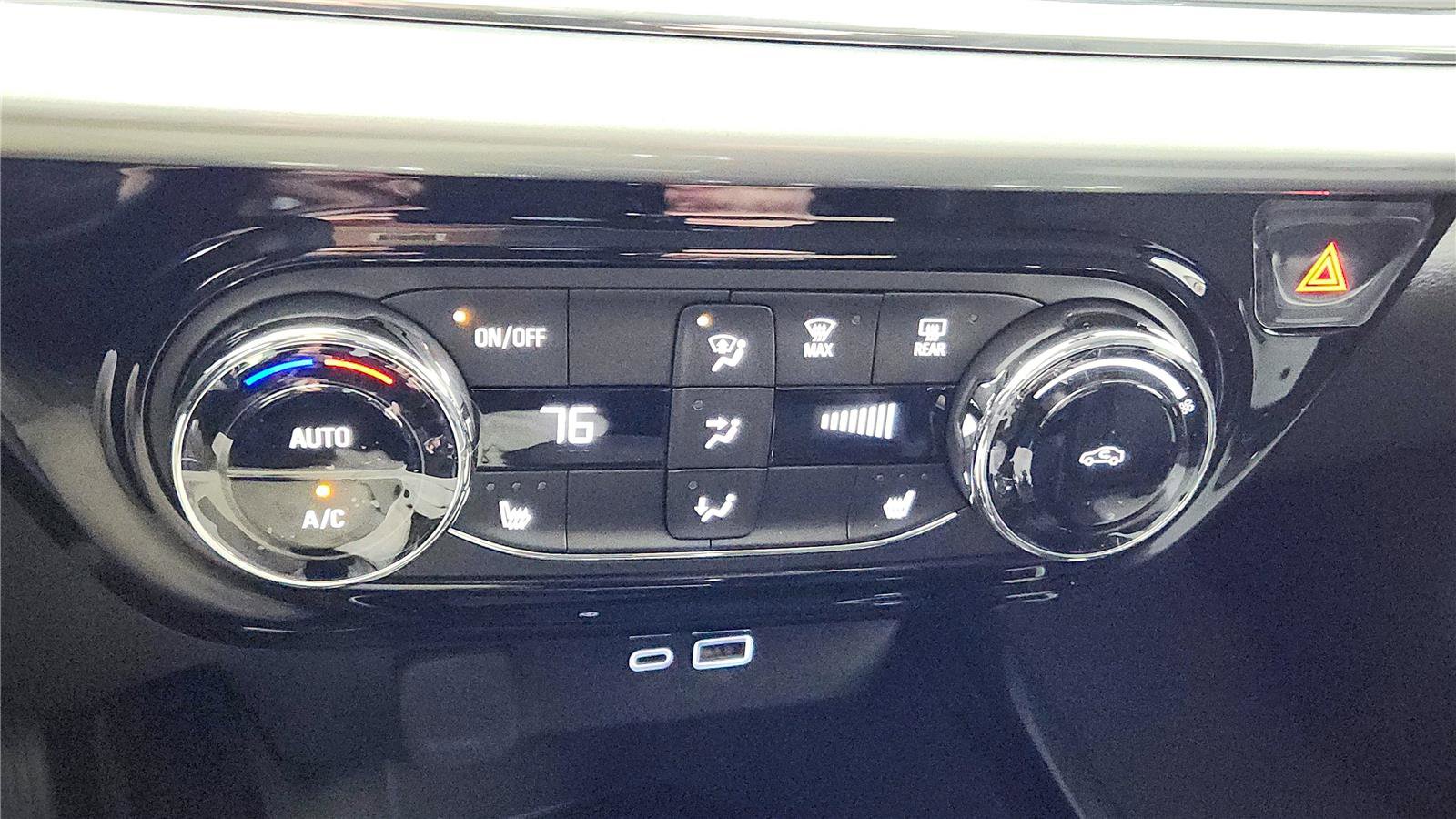 New 2026 Chevrolet Trax LT FWD image 24