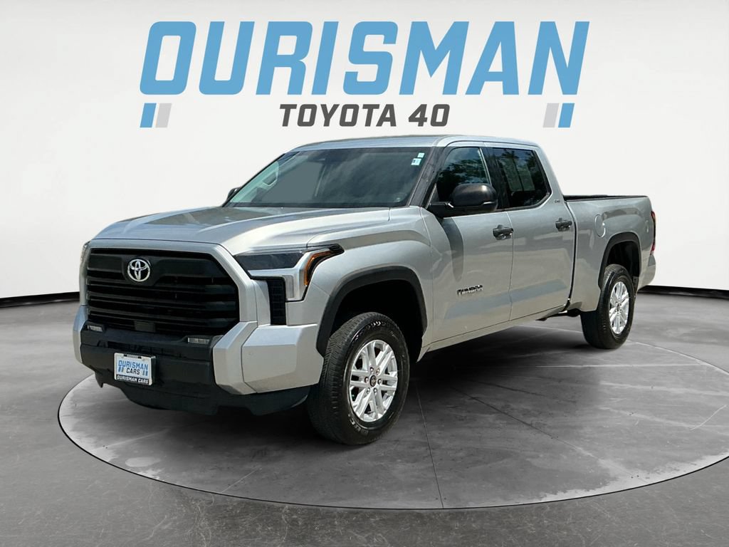Used 2022 Toyota Tundra SR5 AWD/4WD image 3