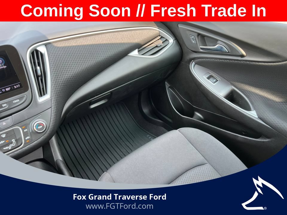 Used 2024 Chevrolet Malibu RS FWD image 28