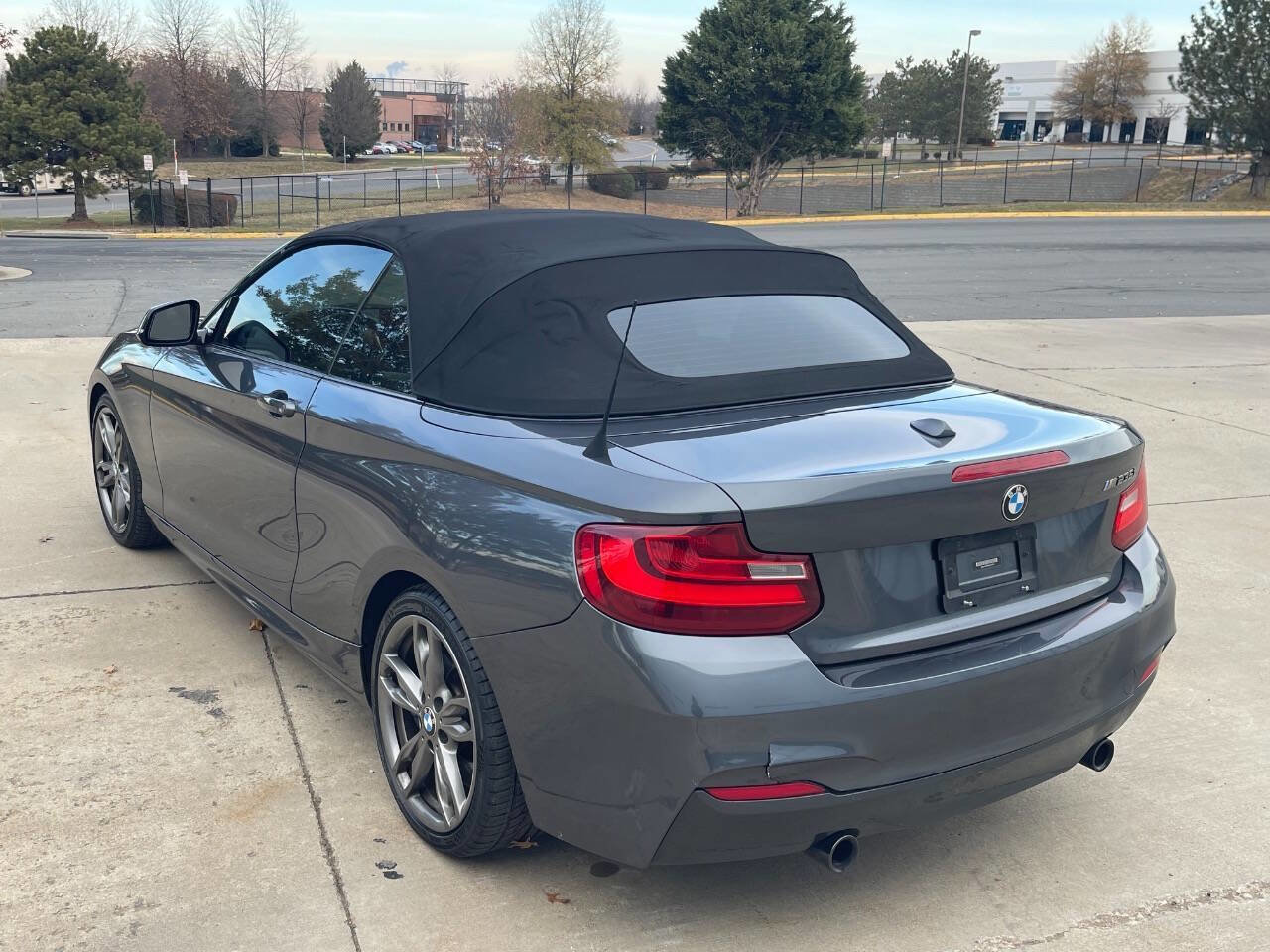 Used 2016 BMW M235i Convertible w/ Technology Package image 21