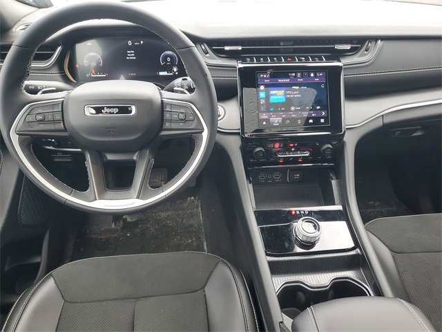 New 2025 Jeep Grand Cherokee L Altitude image 13