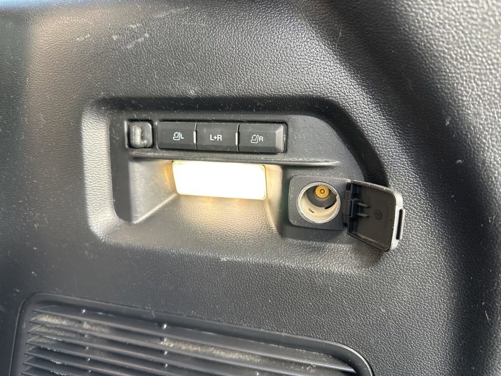 Used 2022 Ford Explorer Limited image 17