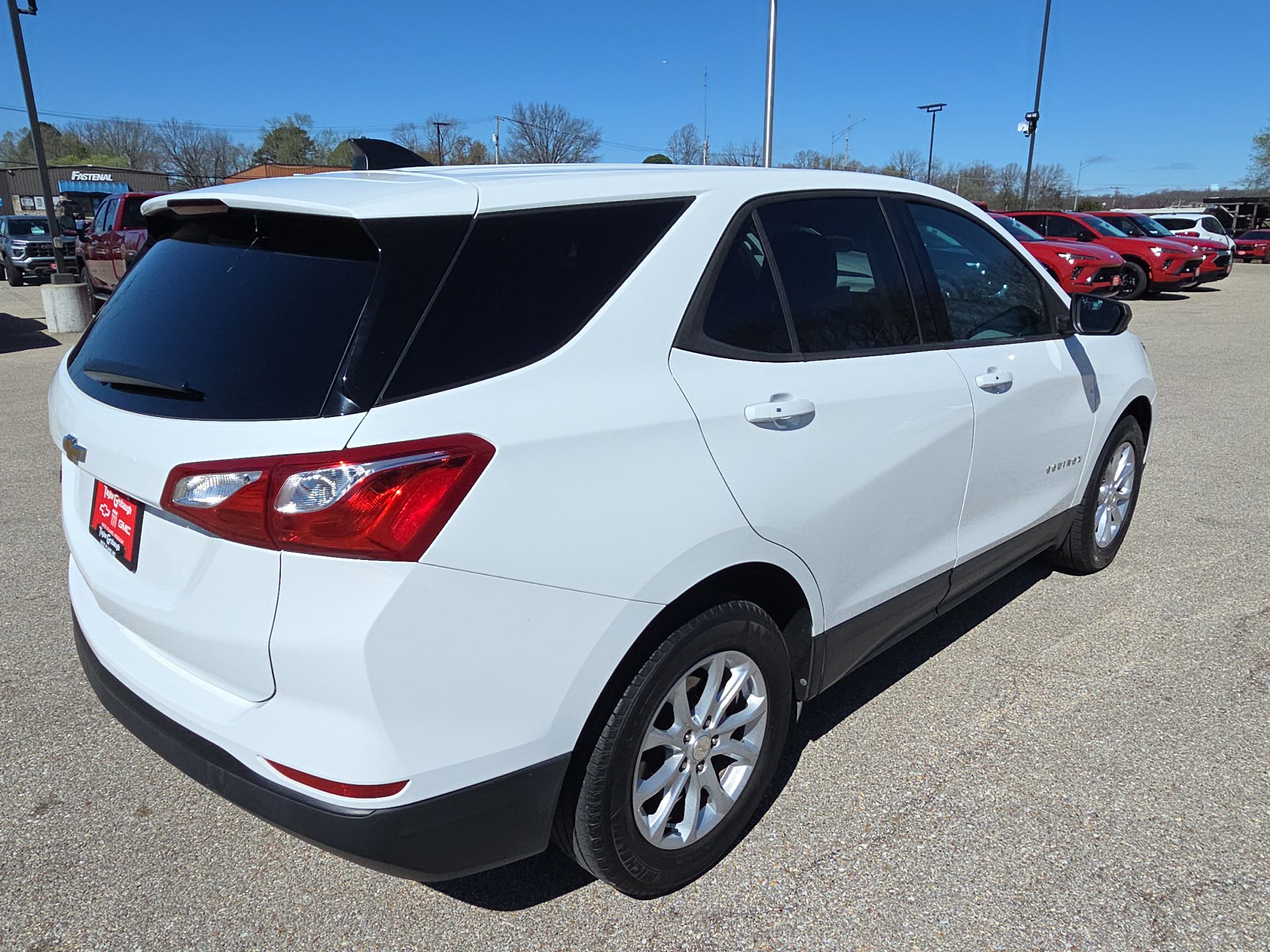 Used 2019 Chevrolet Equinox LS w/ LS Convenience Package image 8