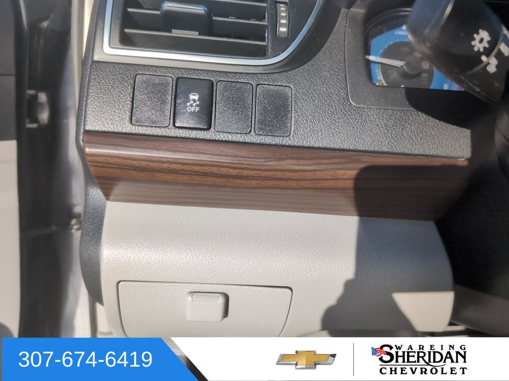 Used 2017 Toyota Camry LE image 17