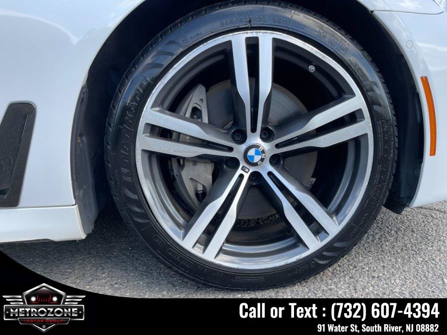 Used 2019 BMW 750i RWD image 36